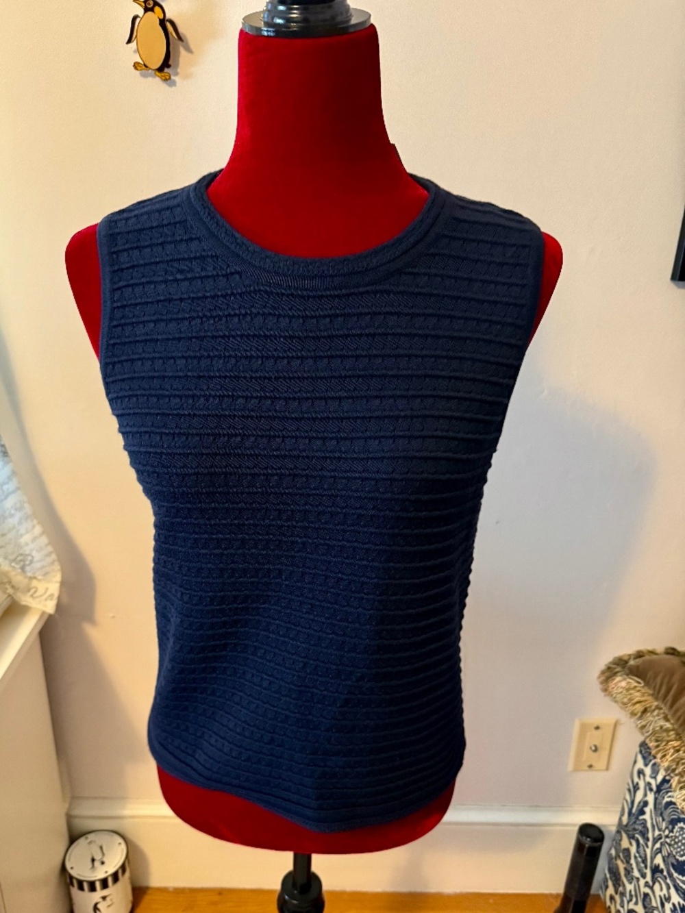 Ann Taylor Sleeveless navy Blue top size Med